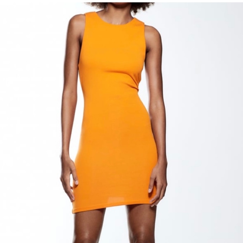 🛍️ 3/$25 Zara orange fitted dress Mini Size M